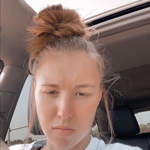 Meet your Posher, Makayla